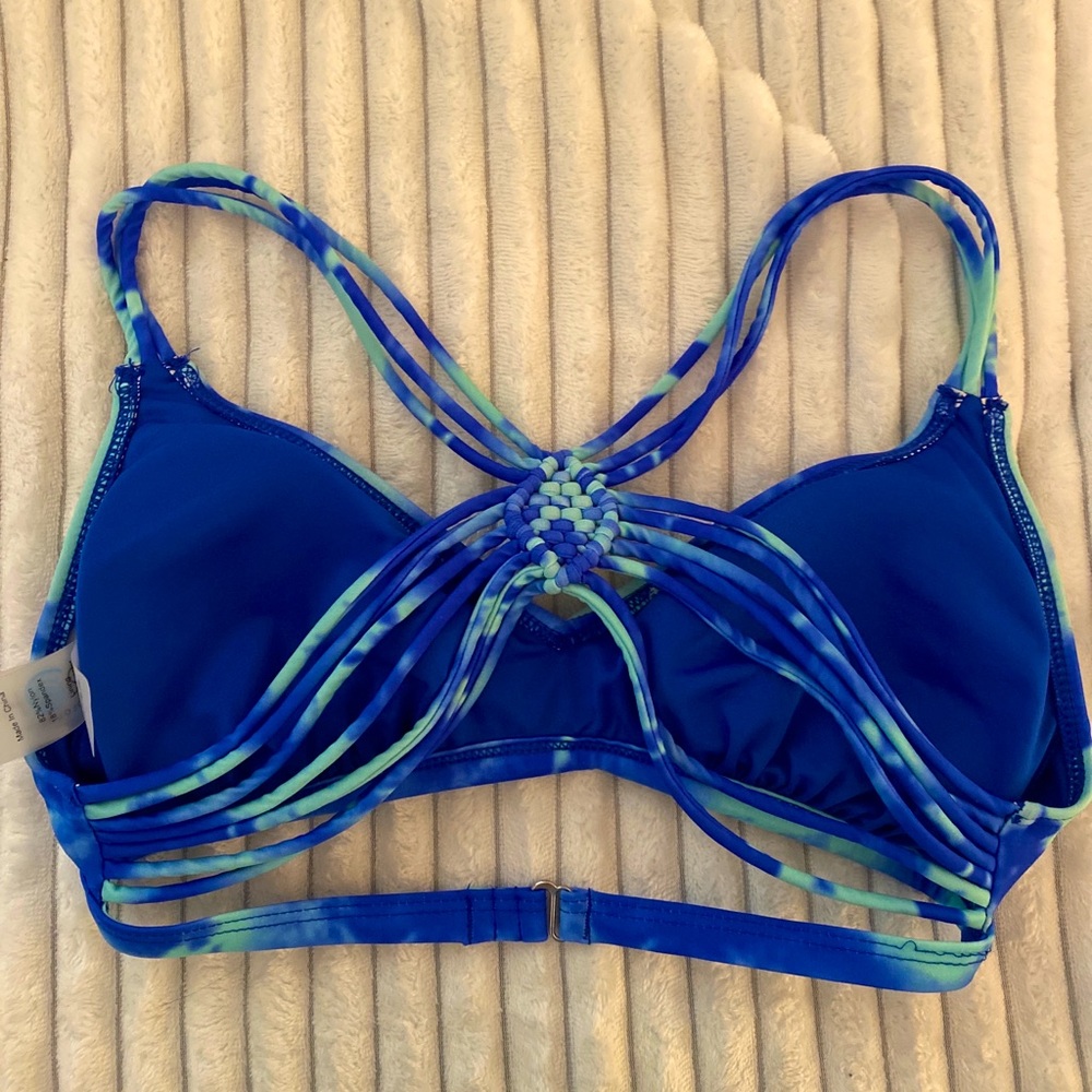 bathing suit top - Picture 2 of 3